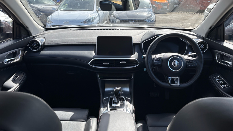 MG HS 1.5 T-GDI SE 5dr DCT Petrol Hatchback